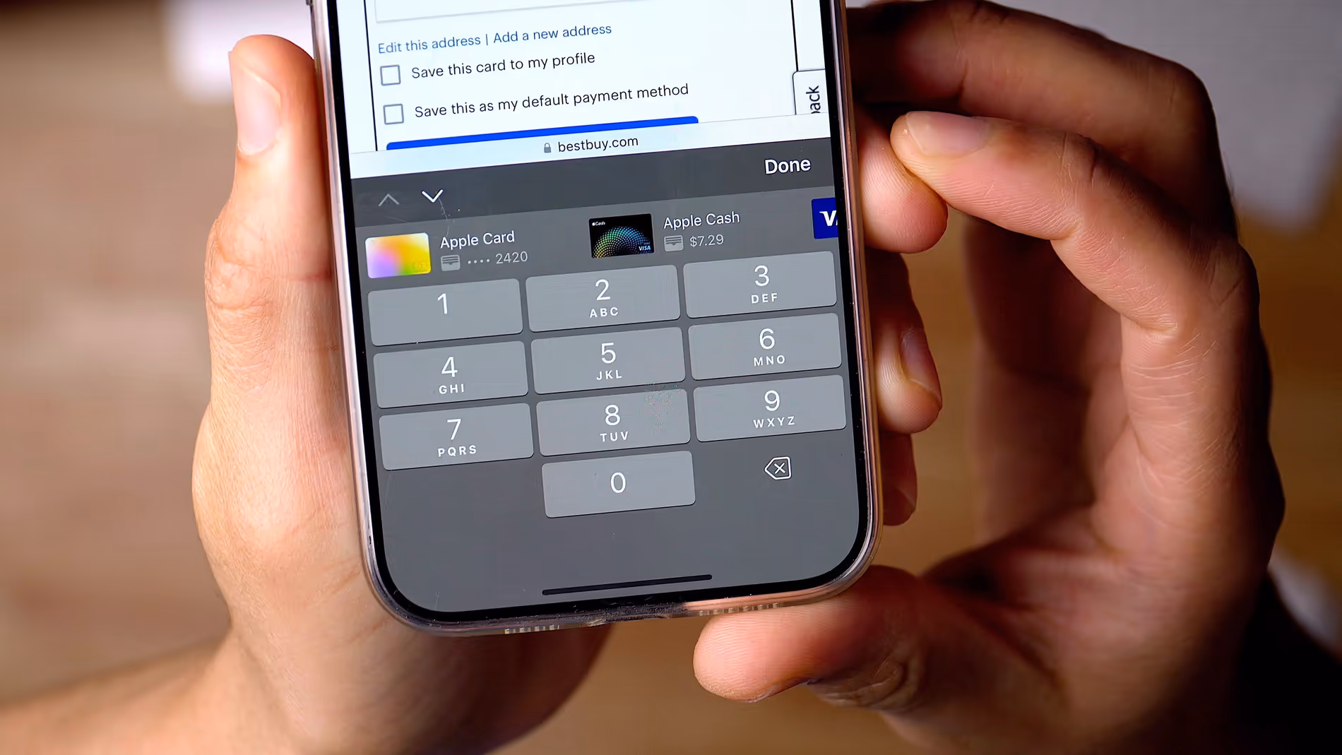 iPhone z komunikatem dotyczącym instalacji alternatywnego sklepu z aplikacjami.